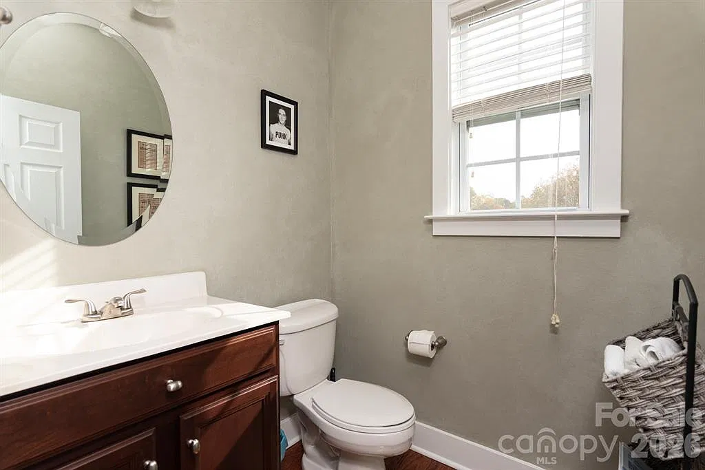 2 bed, 1118 sqft, $1,800 — Photo 2