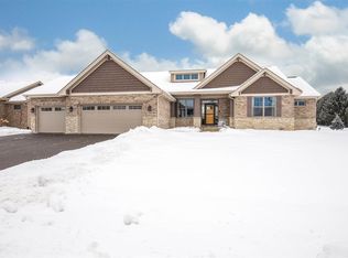 145 Callaway Cv, Loves Park, IL 61111