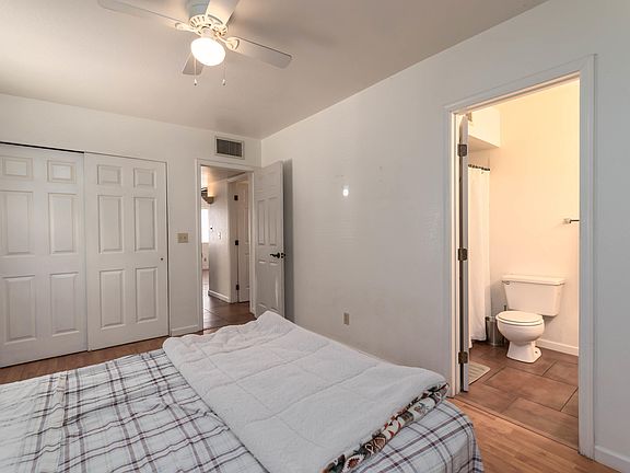 5th image of 3360 N Los Altos Ave