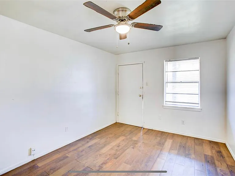 3703 Seabrook St #3 — Photo 6