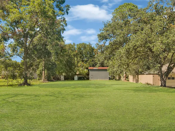 901 Elizabeth Ave, Rosenberg, TX 77471