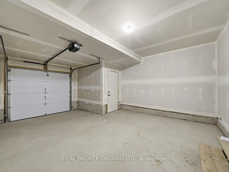 6175 Kingston Rd — Photo 42