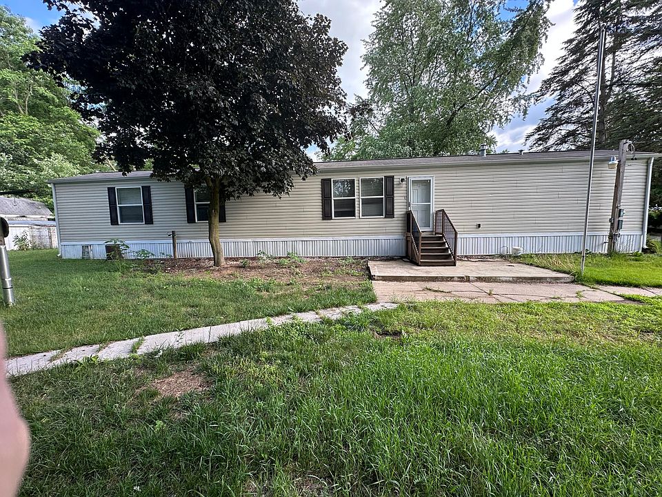 1st image of 3551 Nash Dr