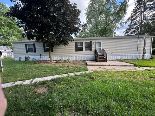 3551 Nash Dr, Jackson, MI 49201