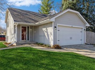 801 W Clinton Ave, Indianola, IA 50125