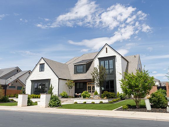 5th image of 2167 E Fieldstone Dr