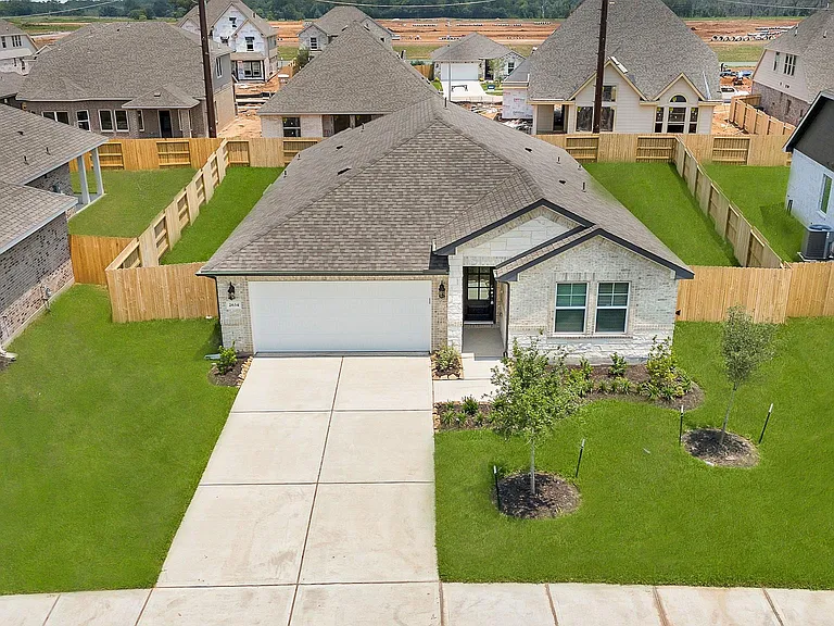 2634 Chivalry Ln — Photo 33