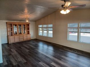 10701 N 99th Ave #218, Peoria, AZ 85345