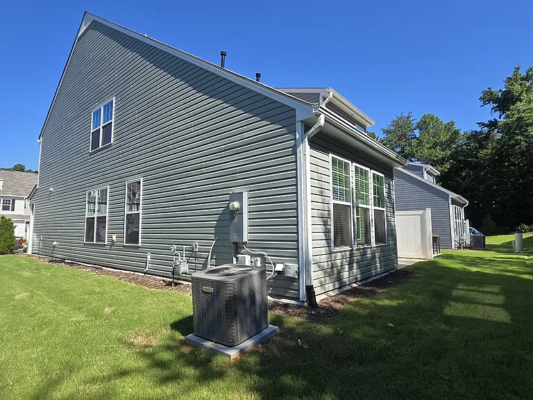 807 Pryor St — Photo 37