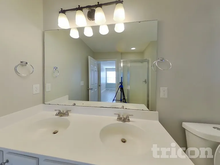 2536 Bayview Dr — Photo 11