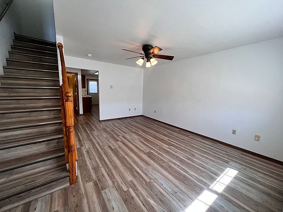 2nd image of 630 W King St APT 5