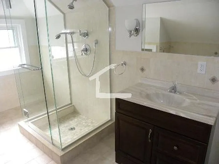 44 Blenford Rd #2 — Photo 10