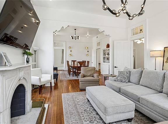 5th image of 1615 Peniston St #A
