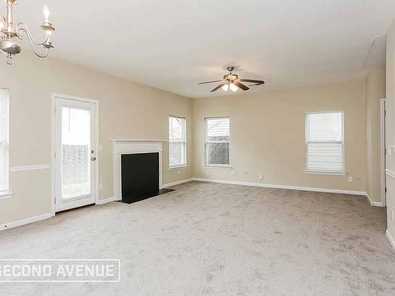 5997 Nile Ct — Photo 3