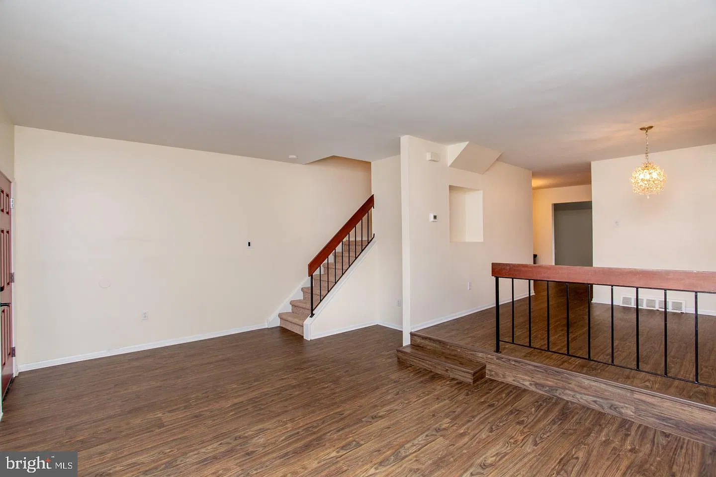 3 bed, 2.5 bath, 1788 sqft, $2,800 — Photo 4