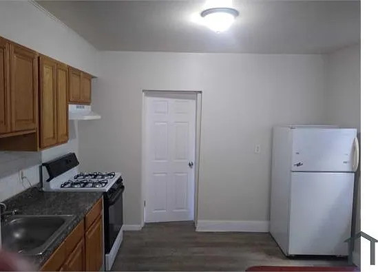 1740 N Wilton St — Photo 7