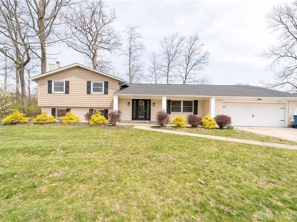 7000 Centerlawn Dr, Dayton, OH 45424