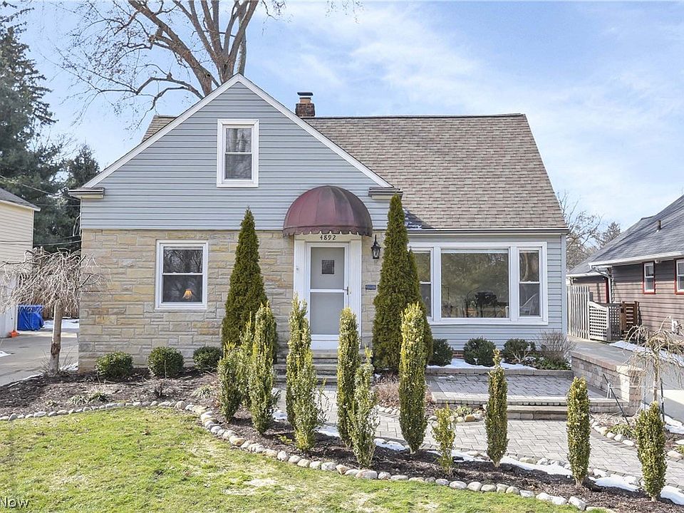 1st image of 4892 W Park Dr