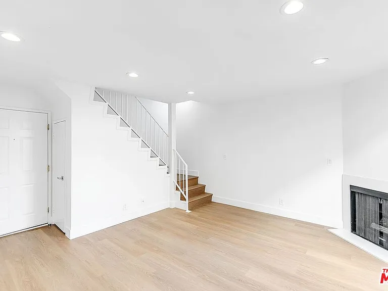1441 S Bedford St — Photo 2