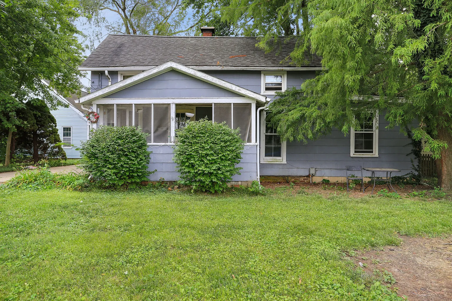 207 W Main St photo 1