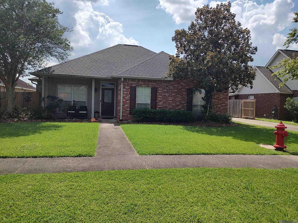 2nd image of 611 S Oleana Dr