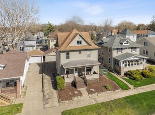 1306 S Center St, Bloomington, IL 61701