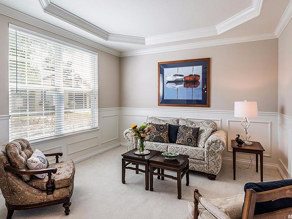 4th image of 12025 Gold Pointe Ln