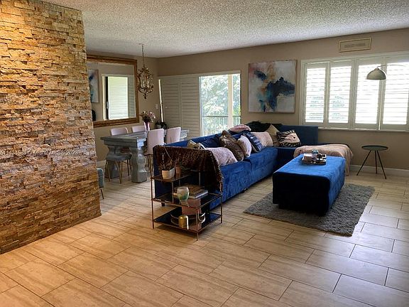 5th image of 8931 N New River Canal Rd APT 3C