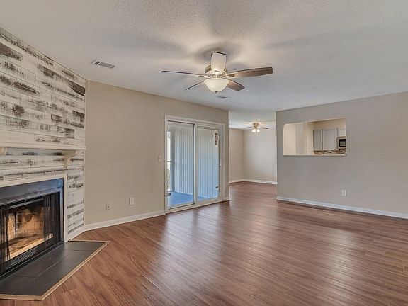 5th image of 608 Waterwood Dr