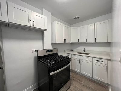 30-44 29th St #1P, Astoria, NY, 11102