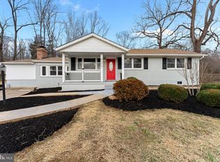 8290 Opal Rd, Warrenton, VA 20186