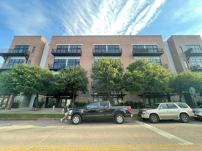 2235 E 6th St #217 — Photo 8