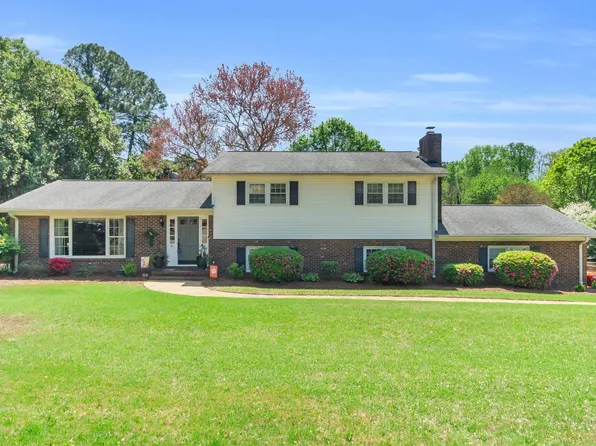 10 Seabury Dr, Greenville, SC 29615