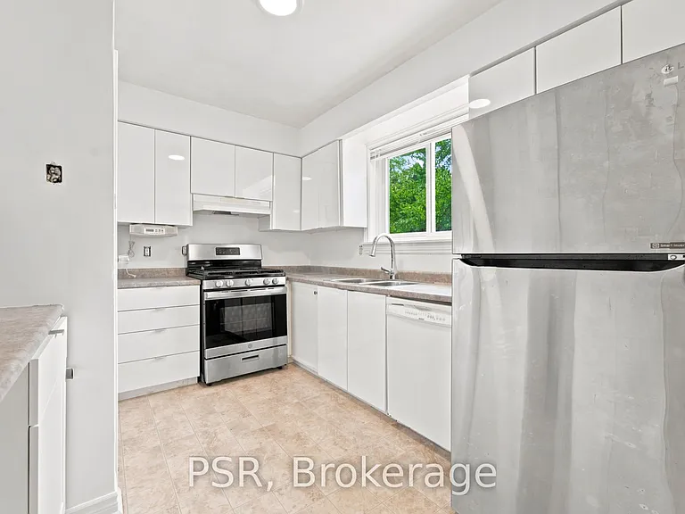 531 Rodd Ave #UPPER — Photo 12