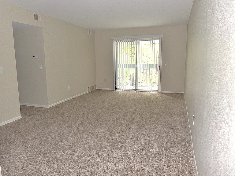 Fieldstone Apartments — Photo 30