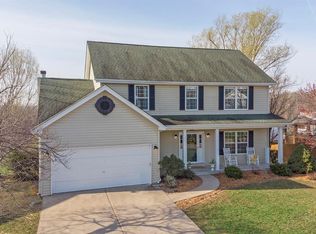 241 Huntleigh Crest Dr, Saint Charles, MO
