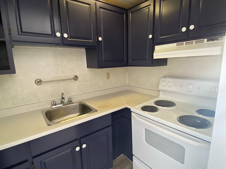 1st image of 26 Stanley St #1