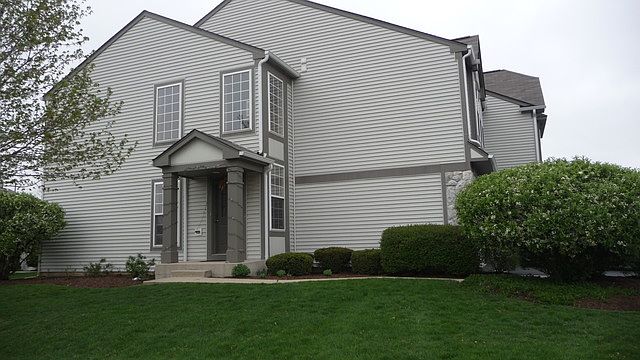 1st image of 3133 Bromley Ln #3133