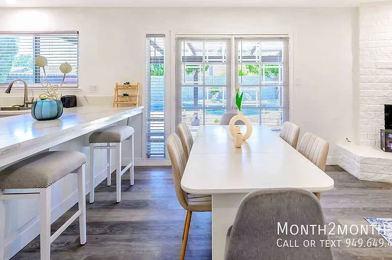 9042 El Oro Plaza Dr — Photo 11