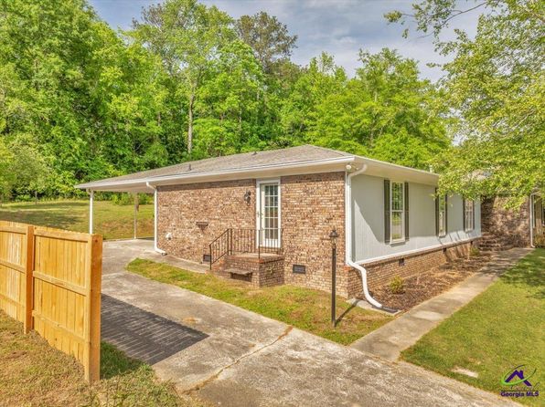 4621 Savage Creek Dr, Macon, GA 31210