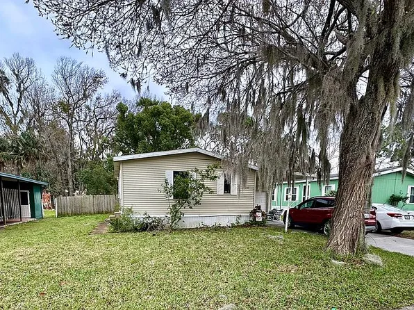 1047 Beckman Dr, South Daytona, FL 32119