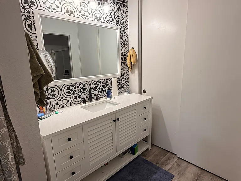 6265 Nantucket Ln #18 — Photo 4