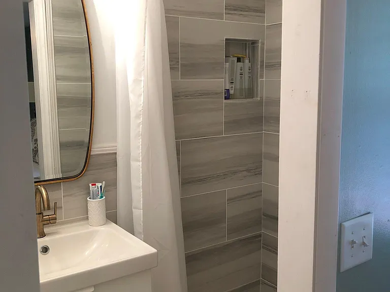 415 Carriage Ln — Photo 14