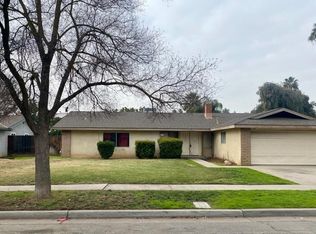 1954 S Karen Ave, Fresno, CA 93727
