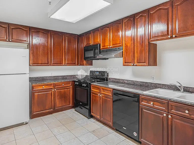 1112 Eddy #C — Photo 10