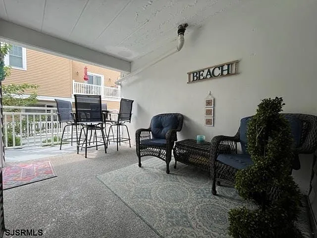 1 bed, 1.0 bath, $4,500 — Photo 4