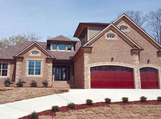 5955 Rainbow Springs Dr, Chattanooga, TN 37416