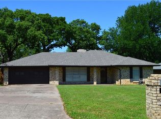 2510 Avonhill Dr, Arlington, TX 76015