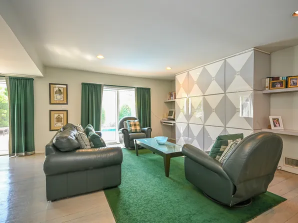 29 Kansas Place image 18 of 24