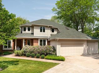 5279 Brackenwood Ct, La Crosse, WI 54601
